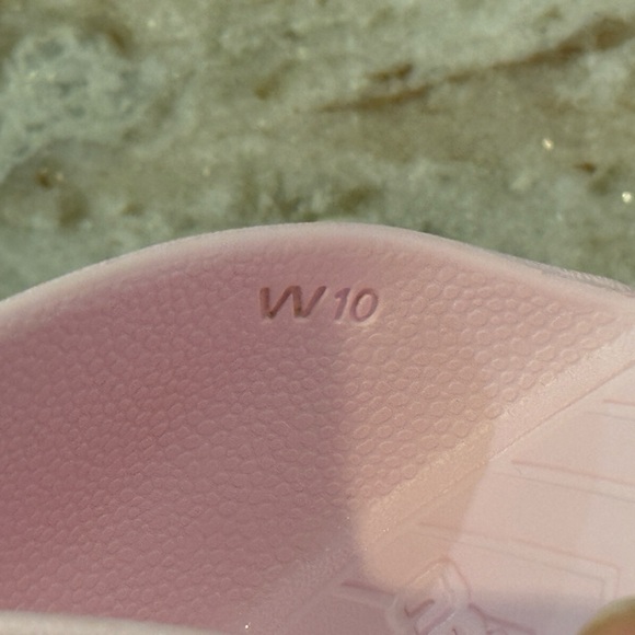 Women’s NATIVE Audrey light pink flats- Size 10 - Picture 8 of 8